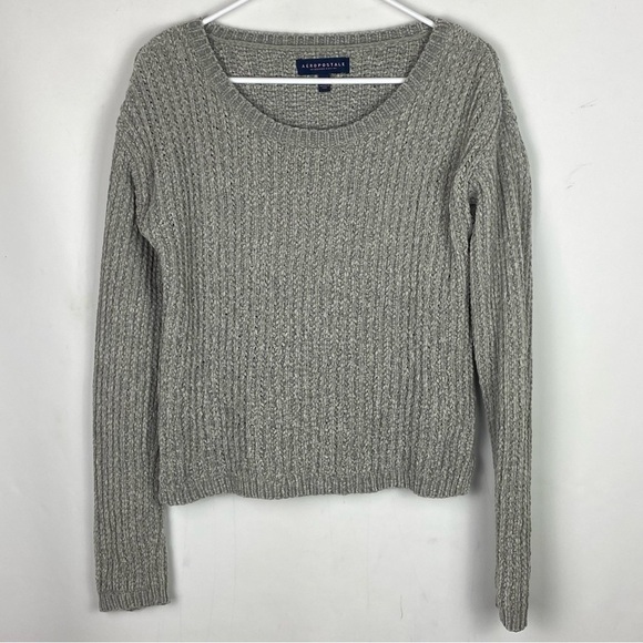 Aeropostale Sweater Womens Medium Gray Scoop Neck Long Sleeve Lightweight Ladies - Picture 3 of 8